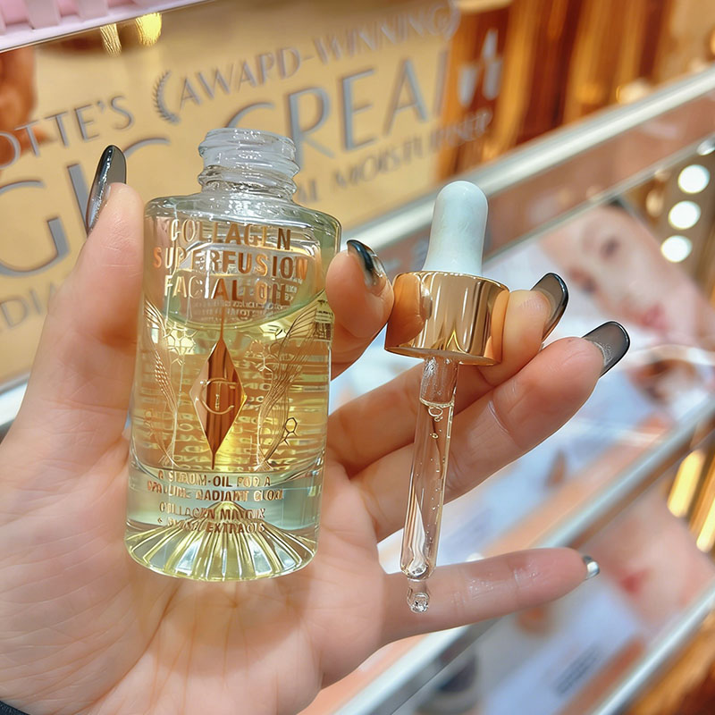 Luxury CT Magic Serum Crystal  - Luxury Skincare Essence のレビューと価格