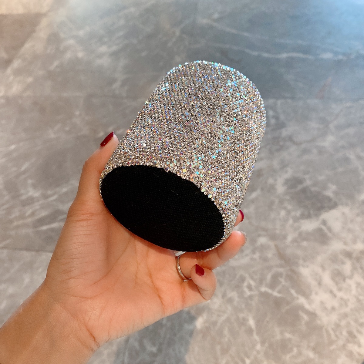 Luxury Rhinestone Cosmetic Bru - Luxury Skincare And Makeup Brands のレビューと価格