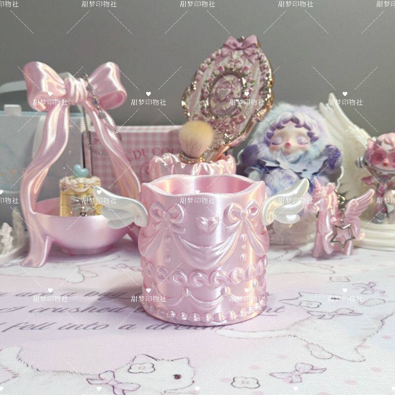 Angel Wings Relief Makeup Brus - Luxury Skincare And Makeup Brands のレビューと価格