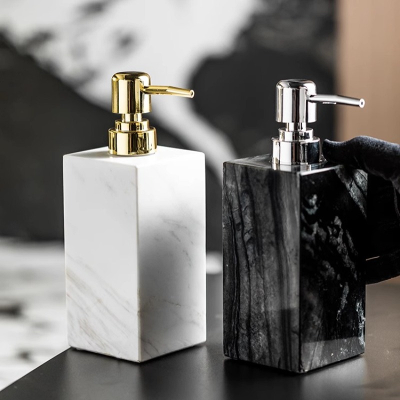 Natural Marble Soap Dispenser  - Luxury Natural Skincare のレビューと価格
