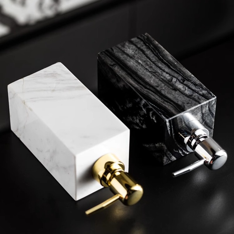 Natural Marble Soap Dispenser  - Luxury Natural Skincare のレビューと価格